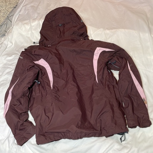 XS Helly Tech ski jacket. Burgundy and Pink. Used excellent condition. - Picture 4 of 9